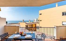 Beachside Retreat With Private Terrace