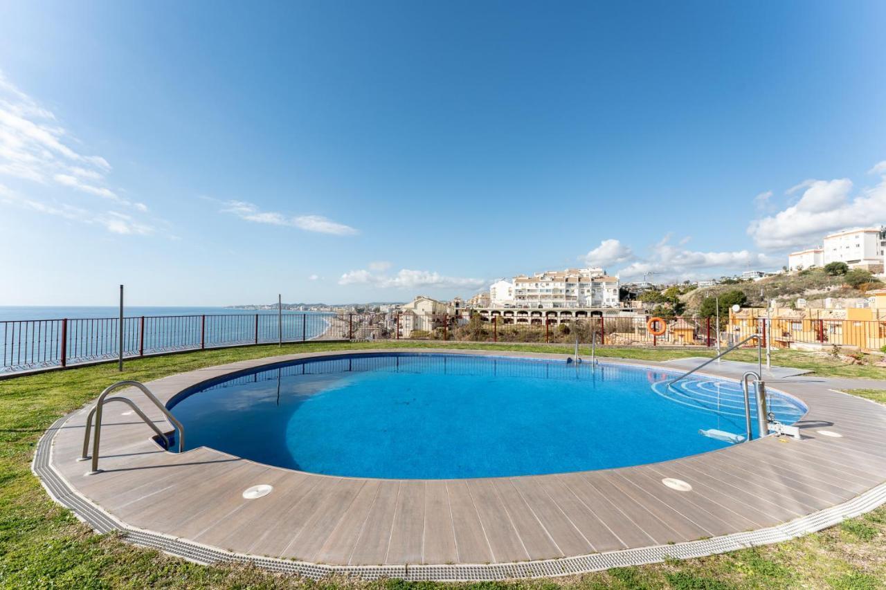 Beachside Retreat With Private Terrace Benalmádena Exterior foto